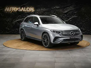 MERCEDES-BENZ GLC 200 4Matic AMG Line 9G-Tronic *21" Felgen*Panorama*AHK*