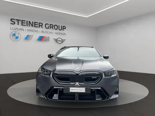 BMW M5 xDrive Touring