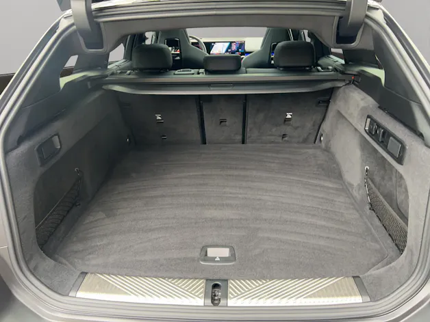 BMW M5 xDrive Touring