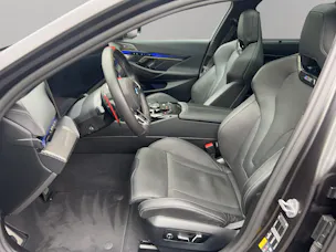 BMW M5 xDrive Touring
