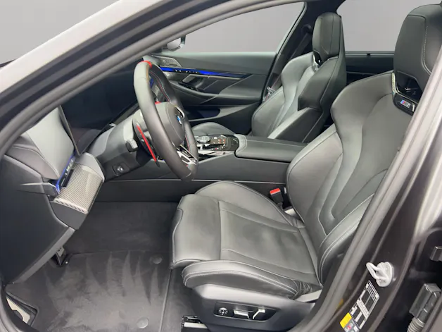 BMW M5 xDrive Touring