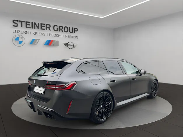 BMW M5 xDrive Touring