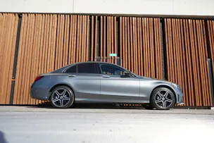 MERCEDES-BENZ C 200 SWISS STAR AMG LINE NIGHT 4MATIC 9G-TRONIC l 184 PS