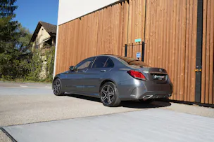 MERCEDES-BENZ C 200 SWISS STAR AMG LINE NIGHT 4MATIC 9G-TRONIC l 184 PS