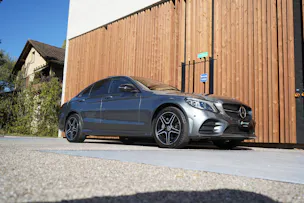 MERCEDES-BENZ C 200 SWISS STAR AMG LINE NIGHT 4MATIC 9G-TRONIC l 184 PS
