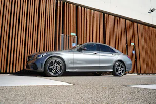 MERCEDES-BENZ C 200 SWISS STAR AMG LINE NIGHT 4MATIC 9G-TRONIC l 184 PS