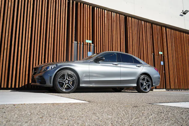 MERCEDES-BENZ C 200 SWISS STAR AMG LINE NIGHT 4MATIC 9G-TRONIC l 184 PS