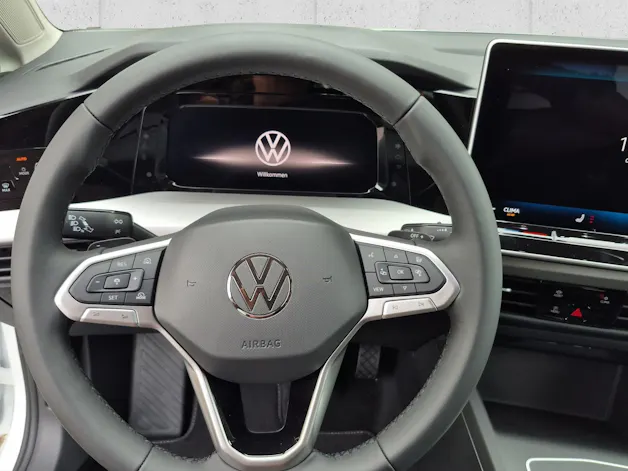 VW Golf 1.5 e TSI mHEV Value DSG