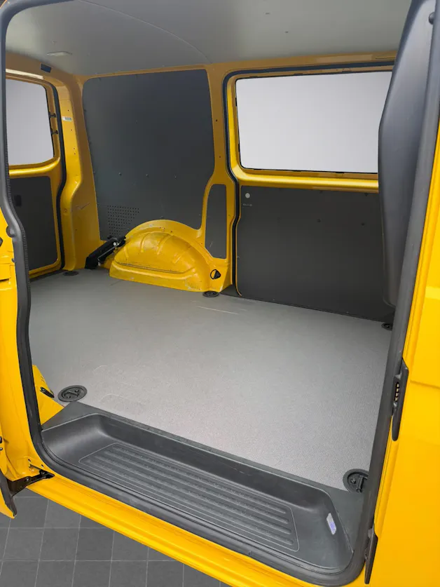 VW T6.1 2.0 TDI DSG * 150 PS * 3 Sitzer * Schiebetüre L&R * Flügeltüren Hinten *
