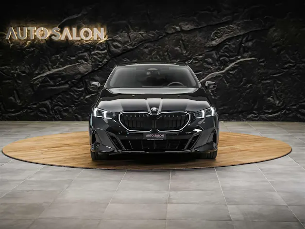BMW 520d xDrive M Sport Pro Steptronic *Werksgarantie*Iconic Glow*Panorama*Head Up*