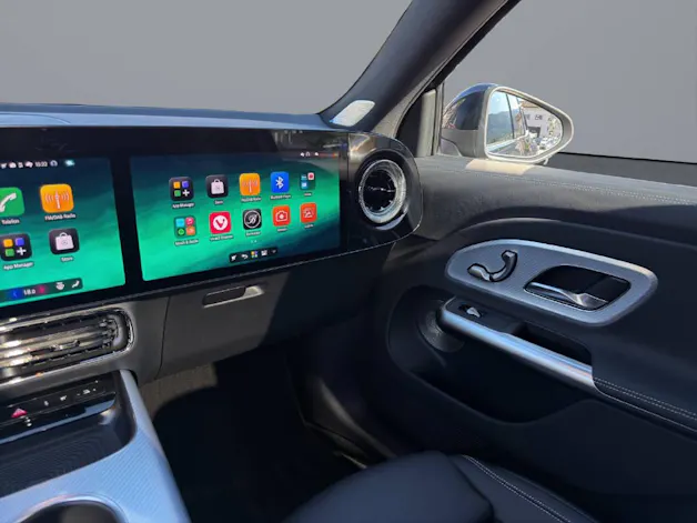 MERCEDES-BENZ GLB 220 4matic
