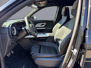 MERCEDES-BENZ GLB 220 4matic