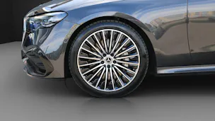 MERCEDES-BENZ E 220 d 4Matic AMG Line