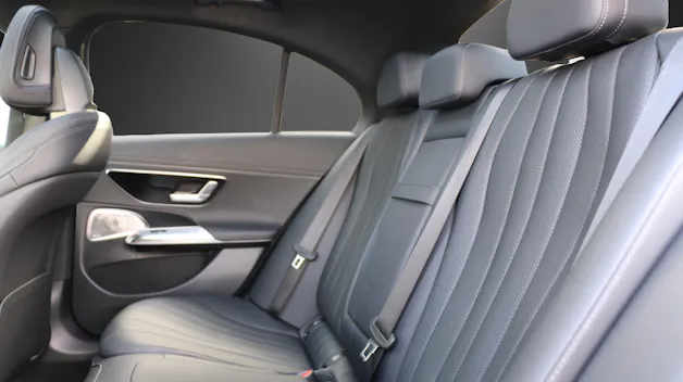 MERCEDES-BENZ E 220 d 4Matic AMG Line