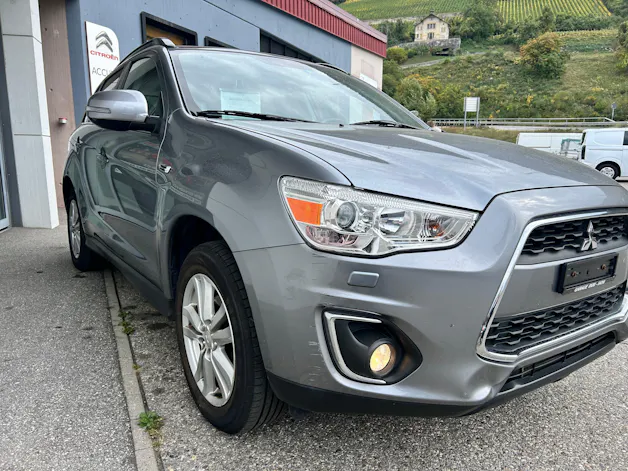 Mitsubishi ASX 2.2 DID Navigator 4WD Automatic