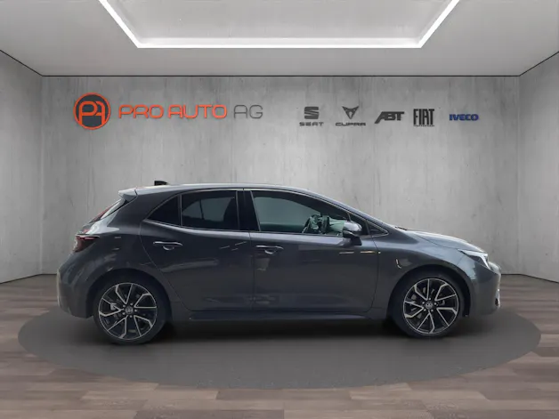 Toyota Corolla 2.0 HSD Premiumt e- CVT