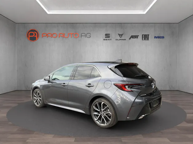 Toyota Corolla 2.0 HSD Premiumt e- CVT
