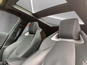 Toyota Corolla 2.0 HSD Premiumt e- CVT