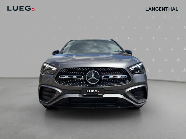 MERCEDES-BENZ GLA 220d 4Matic 8G-DCTSwiss Star