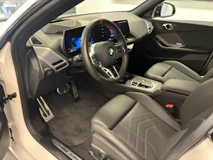 BMW M235