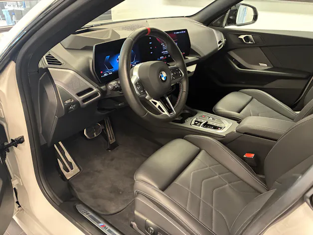 BMW M235