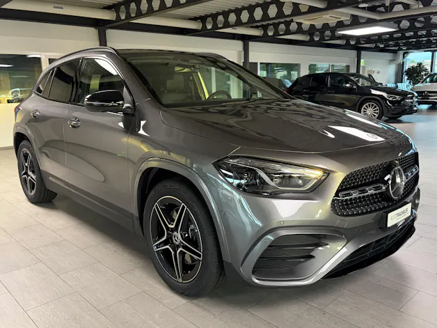 MERCEDES-BENZ GLA 250 4Matic 8G-DCT Swiss Star