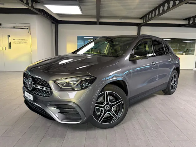 MERCEDES-BENZ GLA 250 4Matic 8G-DCT Swiss Star
