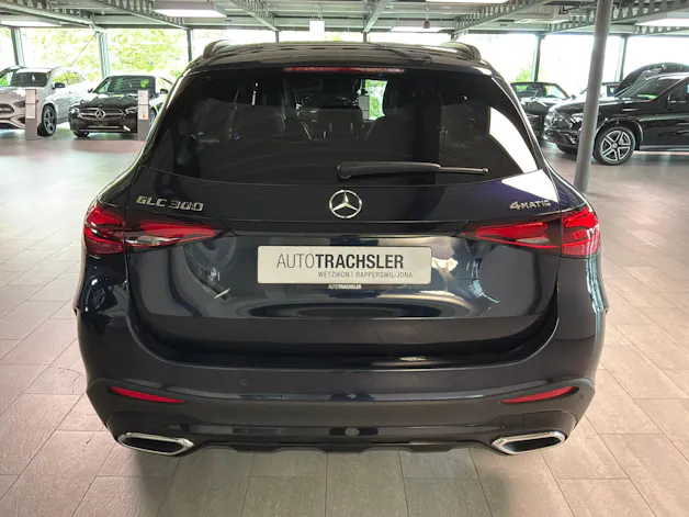 MERCEDES-BENZ GLC 300 AMG Line 4Matic 9G-Tronic