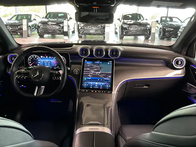 MERCEDES-BENZ GLC 300 AMG Line 4Matic 9G-Tronic