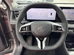 MG HS 1.5 T PHEV Comfort 272PS Automat