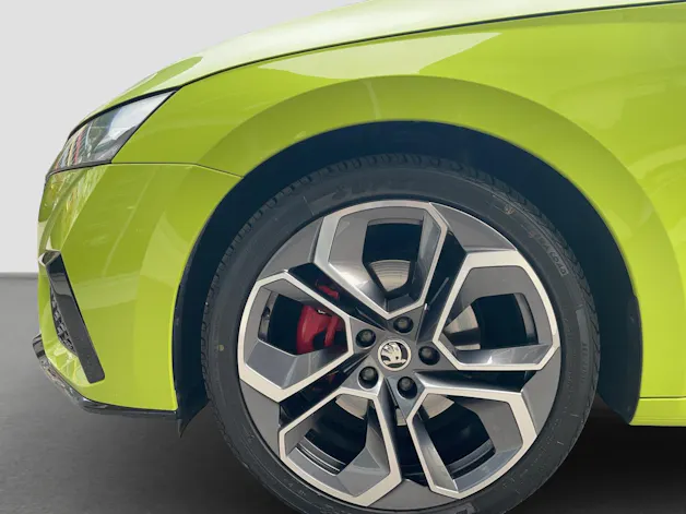 SKODA Octavia Combi 2.0 TDI DSG RS 4x4