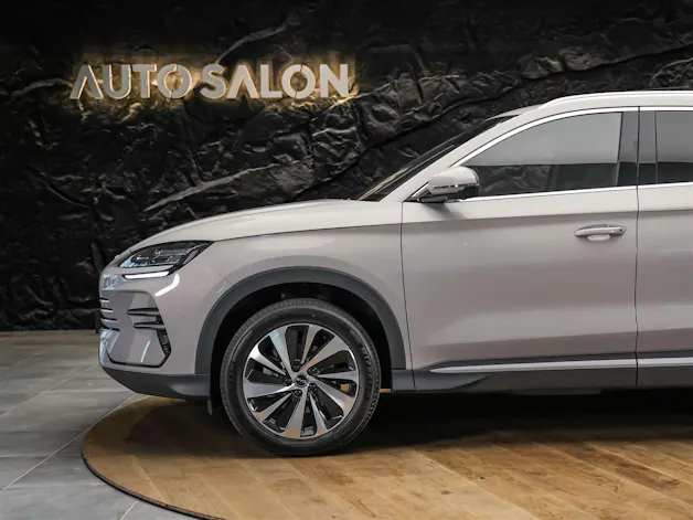 BYD Seal U DM-i Design AWD *SOFORT Verfügbar*Werksgarantie*Lenkradheizung*Sitzbelüftung*360° Kamera*