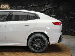 BMW X2 xDrive 20d M Sport *Werksgarantie*20" Felgen*AHK*