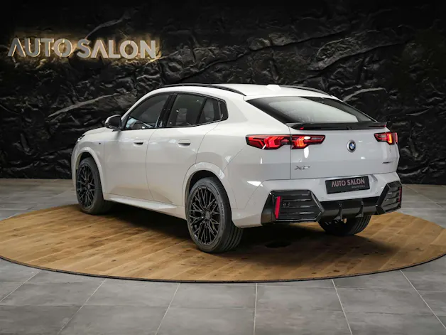BMW X2 xDrive 20d M Sport *Werksgarantie*20" Felgen*AHK*