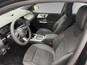 MERCEDES-BENZ GLA 250 4Matic 8G-DCT Swiss Star