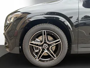 MERCEDES-BENZ GLA 250 4Matic 8G-DCT Swiss Star