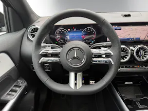 MERCEDES-BENZ GLA 250 4Matic 8G-DCT Swiss Star