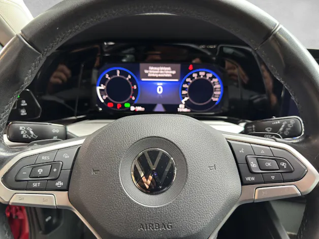 VW Golf 2.0 TDI Life DSG 4Motion