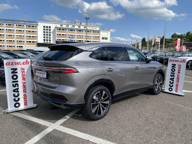 MG HS 1.5 T HEV+ Luxury 224PS Automat