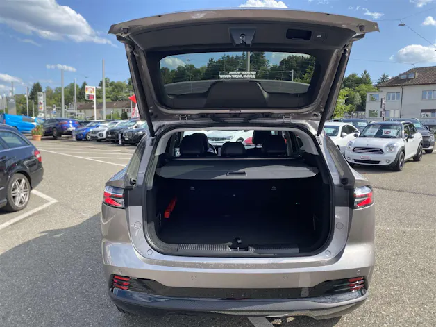 MG HS 1.5 T HEV+ Luxury 224PS Automat