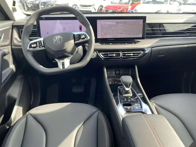 MG HS 1.5 T HEV+ Luxury 224PS Automat