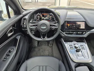 ASTON MARTIN DBX 4.0 V8