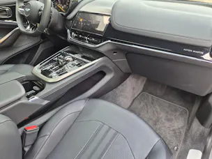 ASTON MARTIN DBX 4.0 V8
