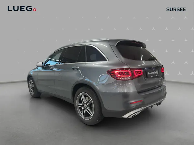 MERCEDES-BENZ GLC 300 AMG Line 4Matic 9G-Tronic
