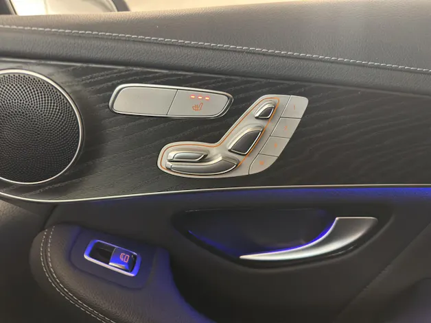 MERCEDES-BENZ GLC 300 AMG Line 4Matic 9G-Tronic