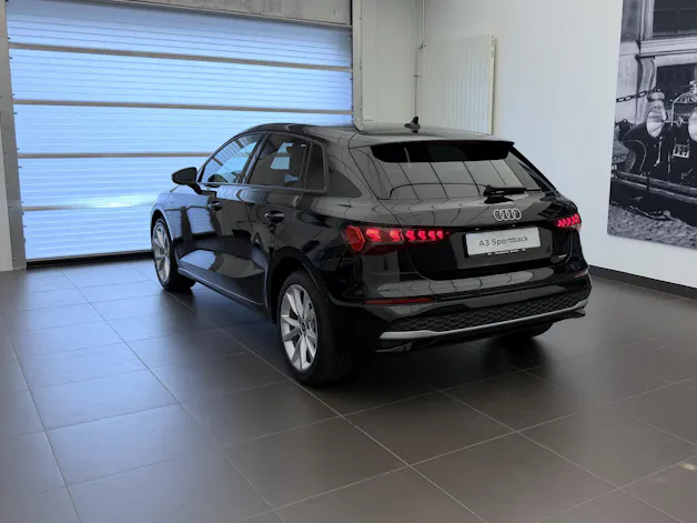 AUDI A3 Sportback TFSI e 150 kW Attraction S-tronic