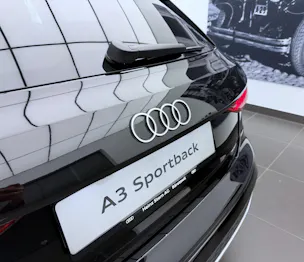 AUDI A3 Sportback TFSI e 150 kW Attraction S-tronic