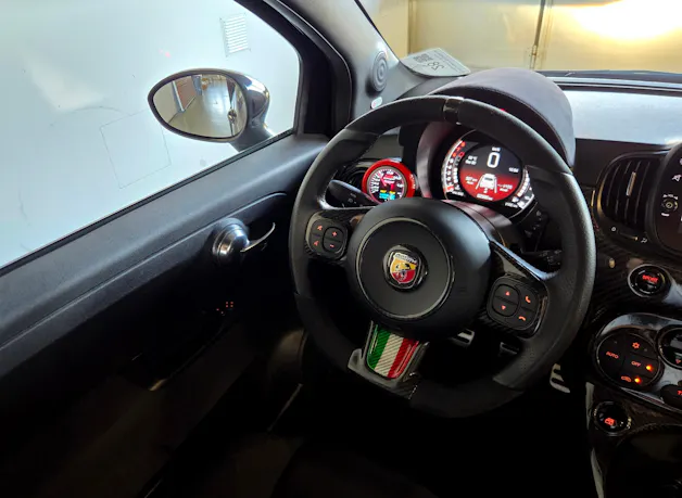 FIAT 595 Abarth 1.4 T-Jet 180 Competizione