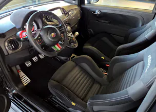 FIAT 595 Abarth 1.4 T-Jet 180 Competizione