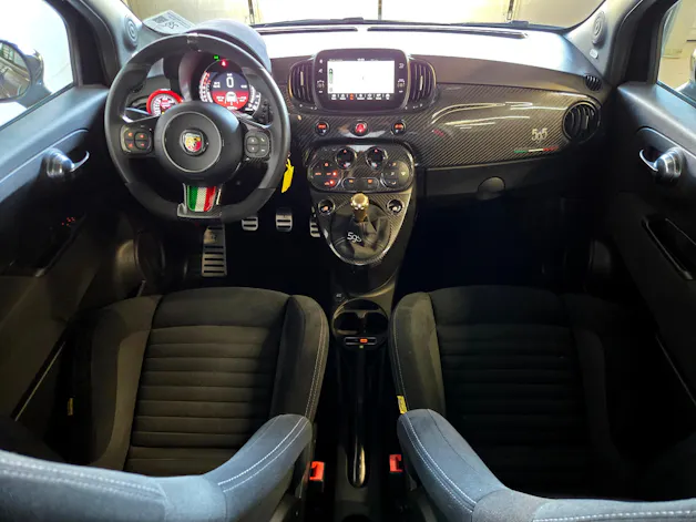 FIAT 595 Abarth 1.4 T-Jet 180 Competizione